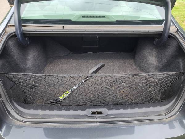 2009 Buick Lucerne CX 4dr Sedan Automatic — photo 8