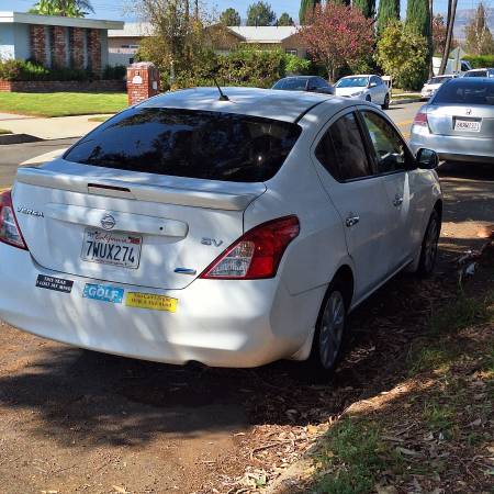 2014 Nissan Versa 1.6 SV — photo 3