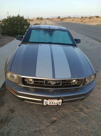 2006 Ford Mustang V6 Premium 2dr Coupe Manual — photo 6