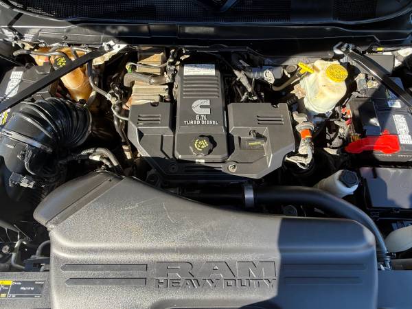 2021 RAM Dually — photo 12