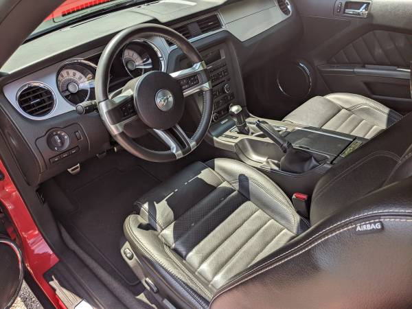 2010 Ford Mustang GT 2dr Coupe Manual — photo 8