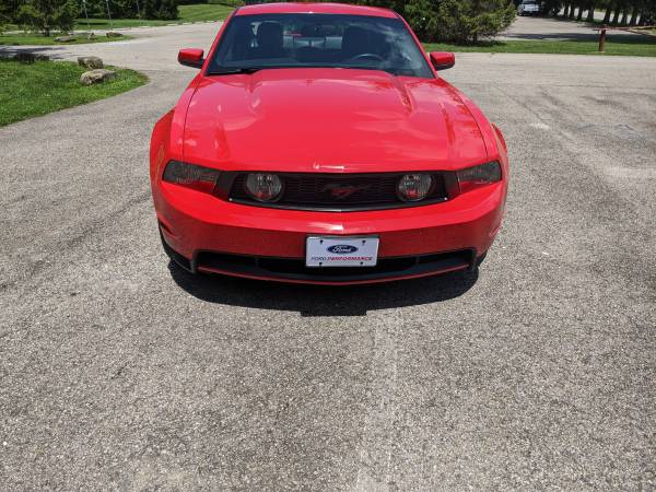 2010 Ford Mustang GT 2dr Coupe Manual — photo 2