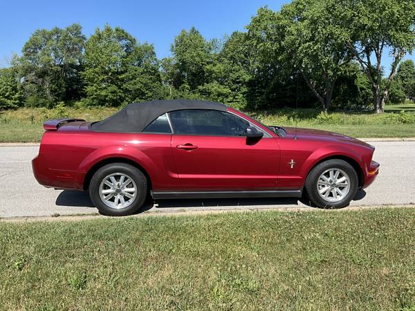 2006 Ford Mustang V6 2dr Coupe Manual — photo 7