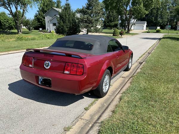 2006 Ford Mustang V6 2dr Coupe Manual — photo 8