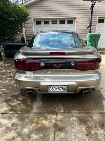 2000 Pontiac Firebird Base 2dr Coupe Manual — photo 9