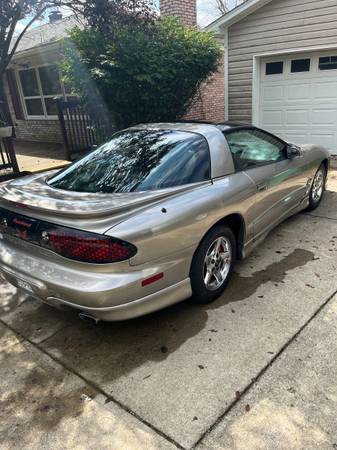 2000 Pontiac Firebird Base 2dr Coupe Manual — photo 11