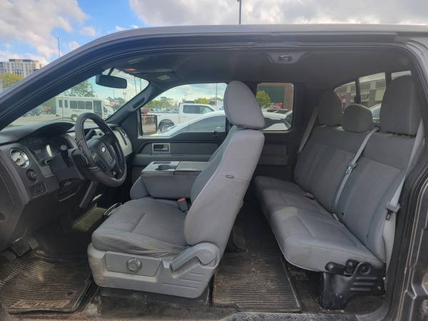 2011 Ford F-150 Platinum — photo 8