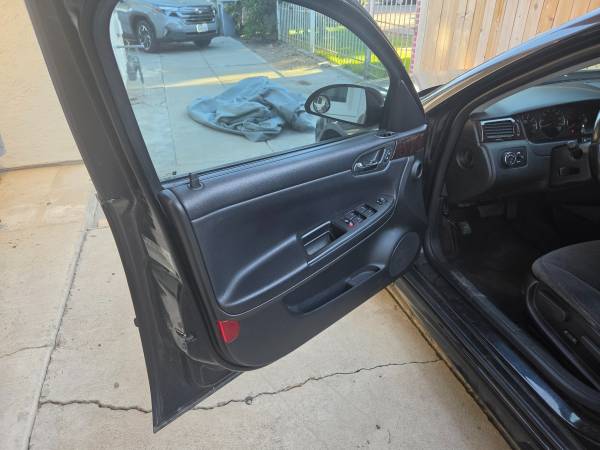 2012 Chevrolet Impala LT 4dr Sedan Automatic — photo 11
