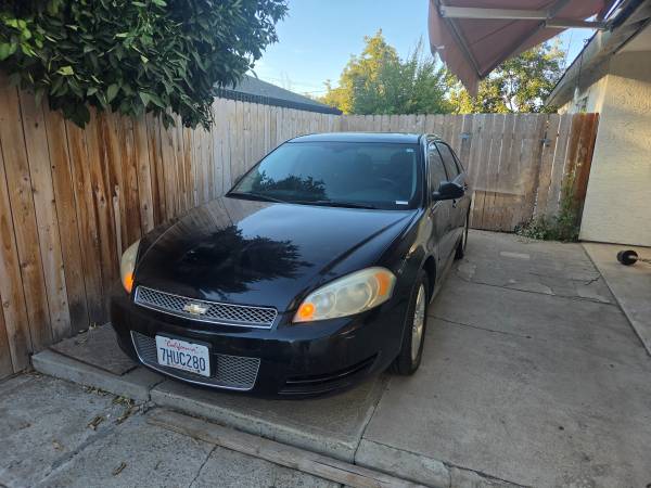 2012 Chevrolet Impala LT 4dr Sedan Automatic — photo 1