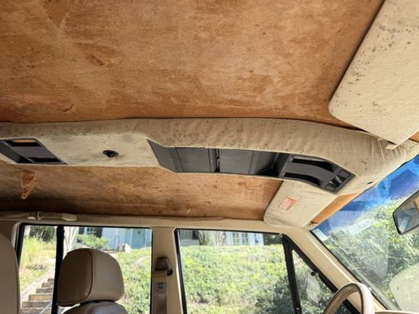 1990 Jeep Wagoneer Base 4dr Limited 4WD SUV — photo 11