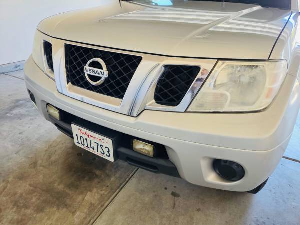 2012 Nissan Fromtier Sv — photo 2