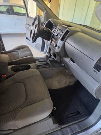 2012 Nissan Fromtier Sv — photo 9