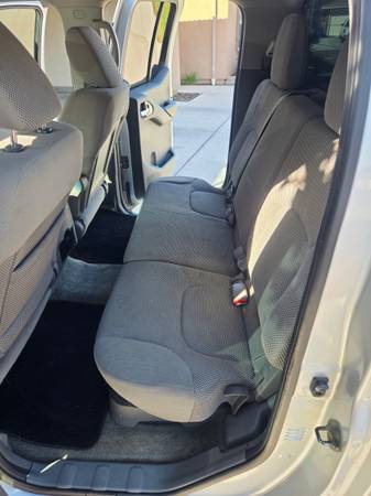 2012 Nissan Fromtier Sv — photo 12