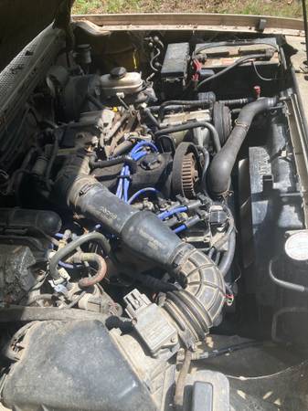 1994 Ford Ranger XL 2dr Standard Cab SB — photo 5