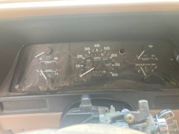 1994 Ford Ranger XL 2dr Standard Cab SB — photo 6