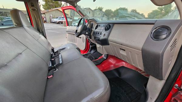 2008 Ford E 350 Super Duty XL Wagon Automatic — photo 6