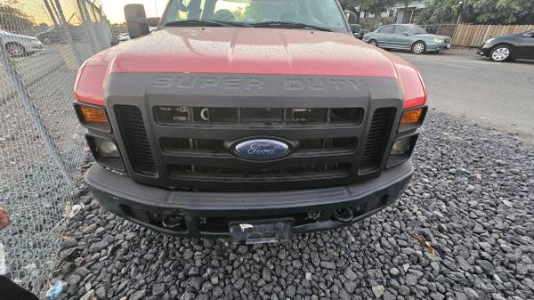 2008 Ford E 350 Super Duty XL Wagon Automatic — photo 1