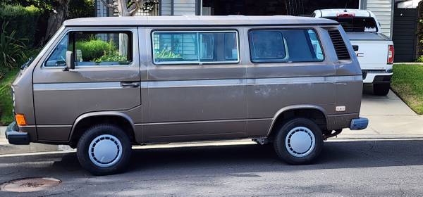 1985 Volkswagen Vanagon GL 3dr Mini-Van — photo 4