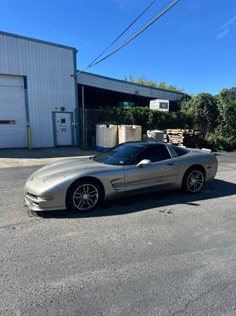 1999 Chevrolet Corvette Base 2dr Coupe Manual — photo 3
