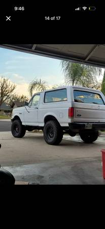 1989 Ford Bronco Base 2dr XLT 4WD SUV — photo 8