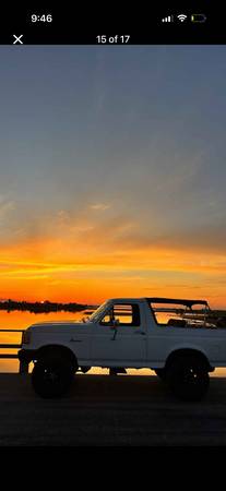1989 Ford Bronco Base 2dr XLT 4WD SUV — photo 7
