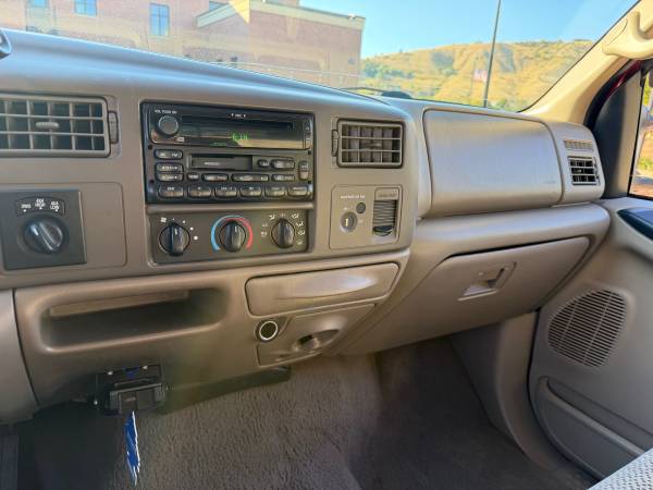 2001 Ford E-350 Super Duty Recreational — photo 10