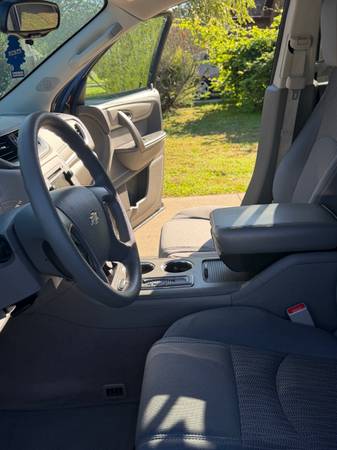 2014 Chevrolet Traverse LS All-wheel Drive Automatic — photo 7