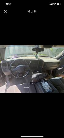 2004 Chevrolet Silverado 1500 Base 4x4 Regular Cab 8 ft. box 133 in. WB Manual — photo 4