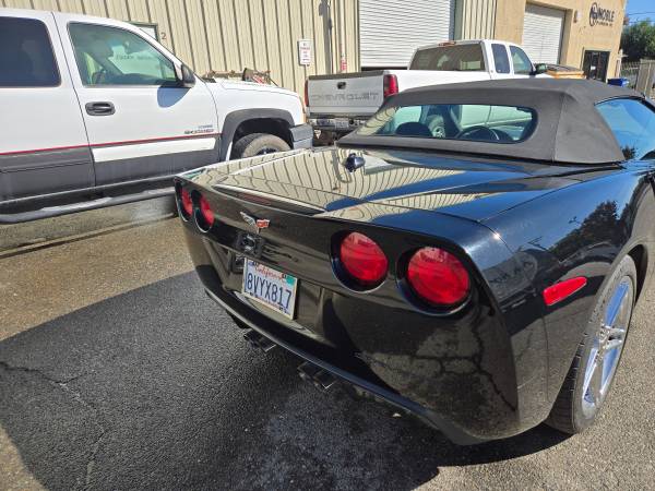 2005 Chevrolet Corvette Base 2dr Coupe Manual — photo 10