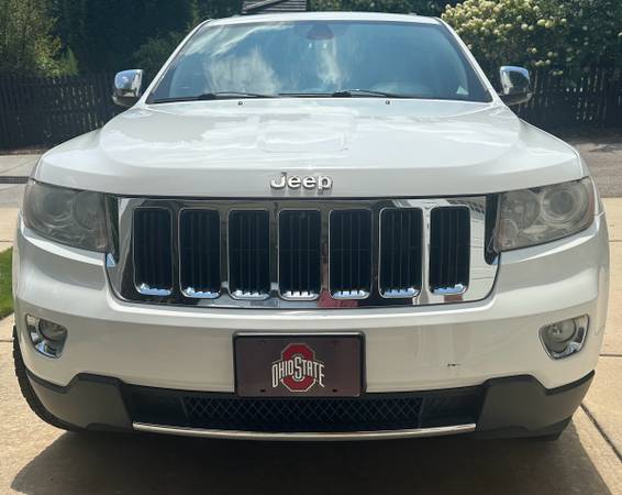 2013 Jeep Grand Cherokee SRT8 4dr 4x4 Automatic — photo 1