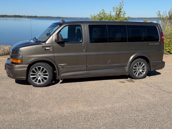 2019 GMC Savana 2500 Work Van — photo 3