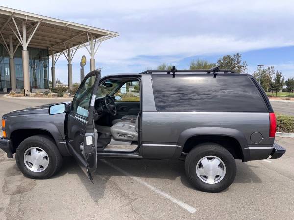 1999 Chevrolet Tahoe LT 4dr 4x2 Automatic — photo 4