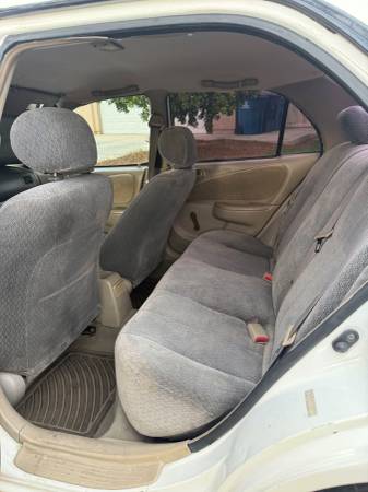 1999 Toyota Corolla CE 4dr Sedan Manual — photo 6
