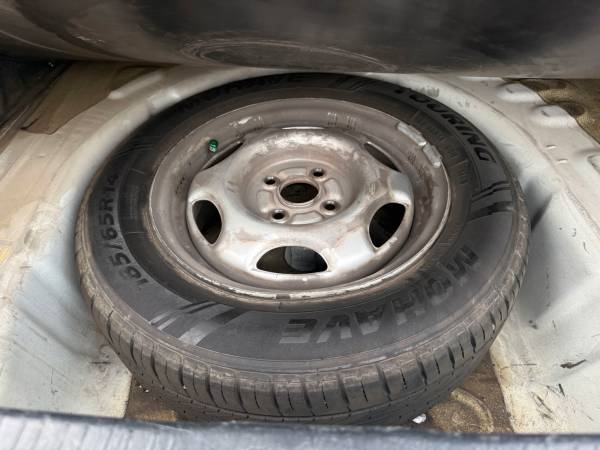 1999 Toyota Corolla CE 4dr Sedan Manual — photo 8