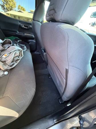 2017 Toyota Tacoma SR 4x4 Access Cab 127.4 in. WB Manual — photo 5