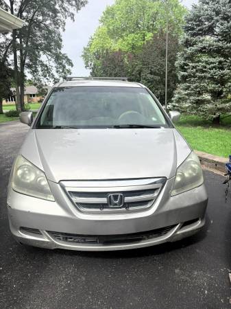 2005 Honda Odyssey EX-L Passenger Van Automatic — photo 1