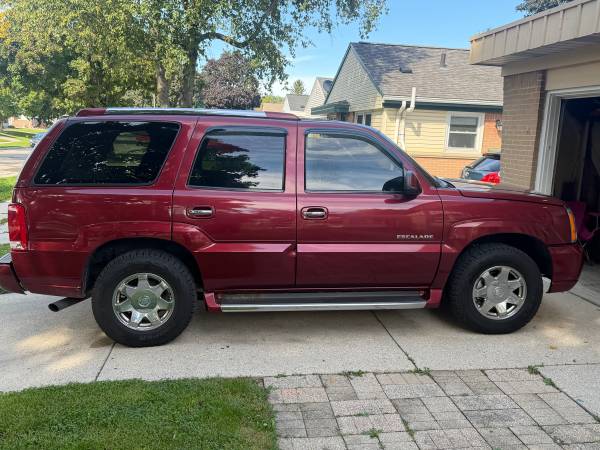 2003 Cadillac Escalade Base 4x2 Automatic — photo 1