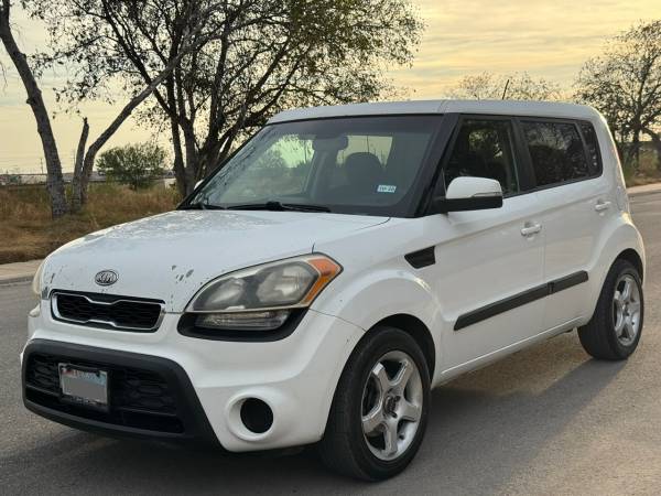 2012 KIA Soul + 4dr Hatchback Manual — photo 1