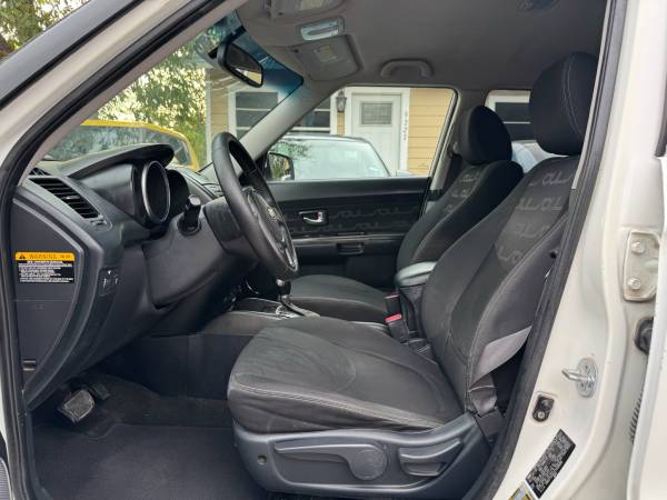 2012 KIA Soul + 4dr Hatchback Manual — photo 10