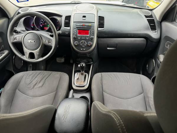 2012 KIA Soul + 4dr Hatchback Manual — photo 8