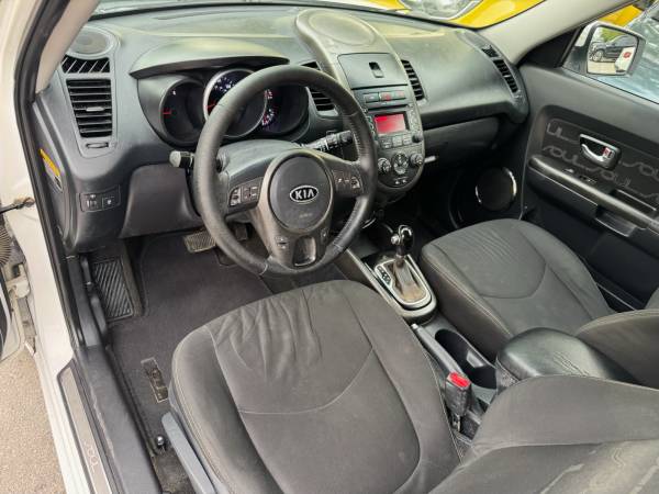 2012 KIA Soul + 4dr Hatchback Manual — photo 9