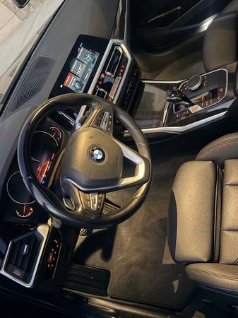 2019 BMW 330i Only — photo 8