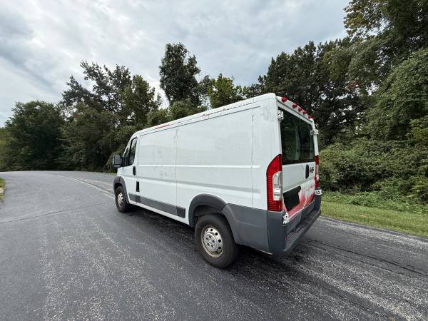 2014 RAM Promaster 1500 Low Roof — photo 4