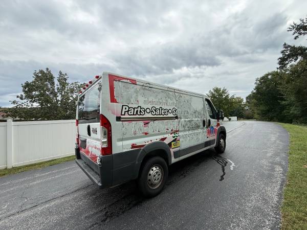 2014 RAM Promaster 1500 Low Roof — photo 3
