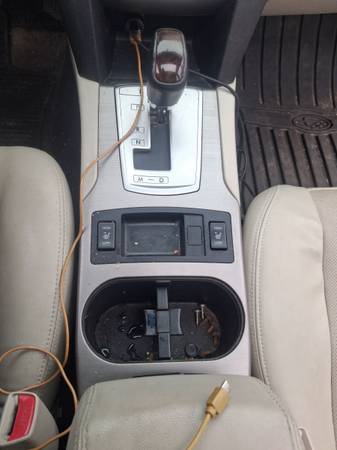 2014 Subaru Legacy 2.5i Limited 4dr All-wheel Drive Sedan CVT — photo 11