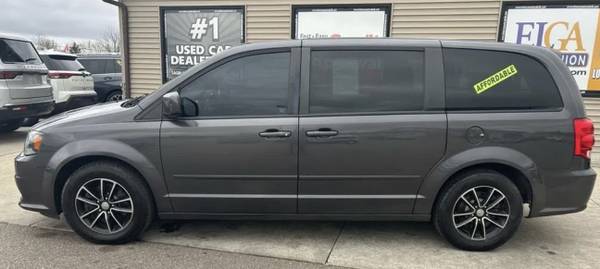 2017 Dodge Grand Caravan GT Front-wheel Drive Passenger Van Automatic — photo 2