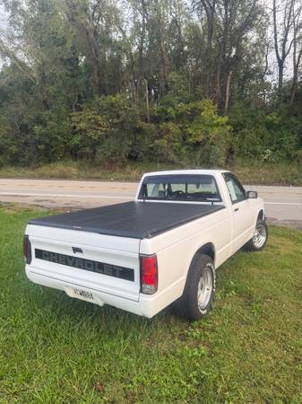 1992 Chevrolet S10 V8 — photo 4