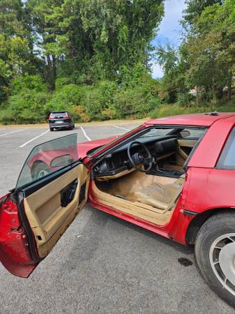 1984 Chevrolet Corvette Base 2dr Hatchback — photo 5