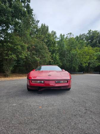 1984 Chevrolet Corvette Base 2dr Hatchback — photo 3