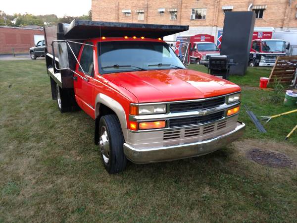 1994 Chevrolet 3500hd Dump — photo 3